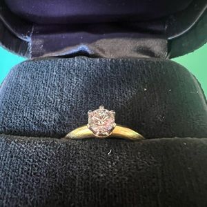 Tiffany solitaire ring size 5.75